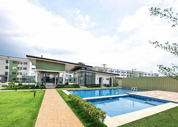 Near Airport Swimmingpool Hotshower Noelevator Plumera Mactan 3*