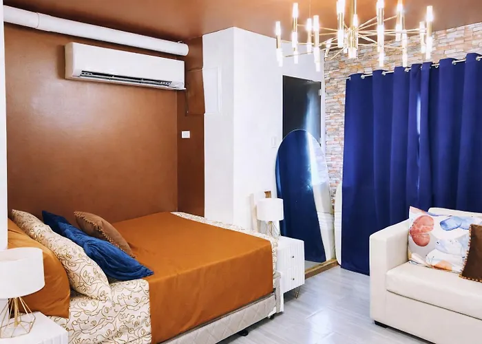 Near Airport Swimmingpool Hotshower Noelevator Plumera Mactan Aparthotel 3*