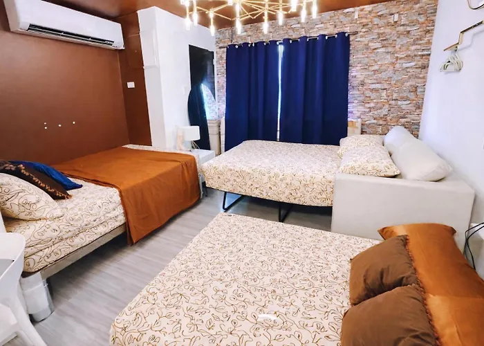 Near Airport Swimmingpool Hotshower Noelevator Plumera Mactan 3*